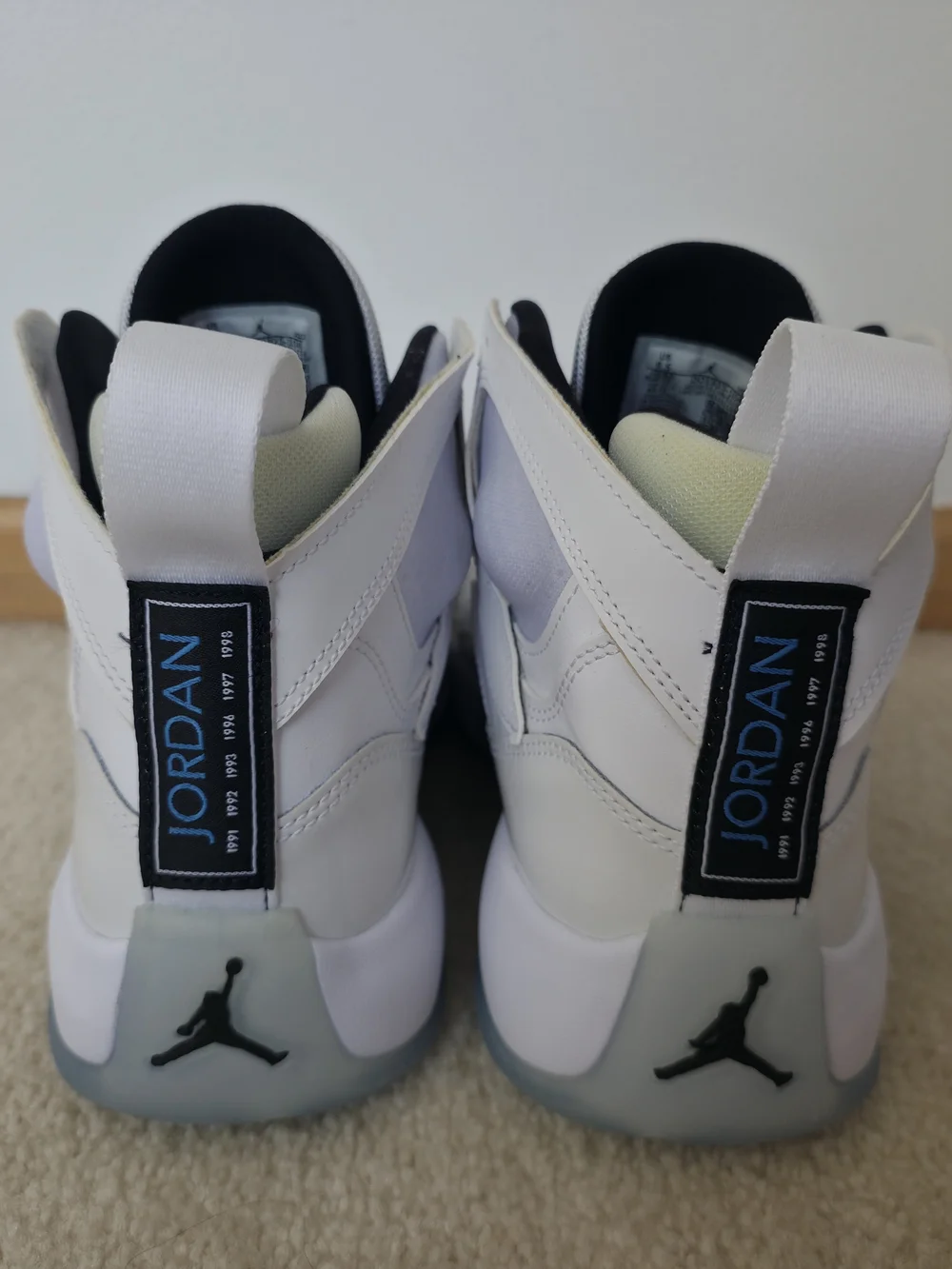 Nike Jordan Jumpman Two Trey -  